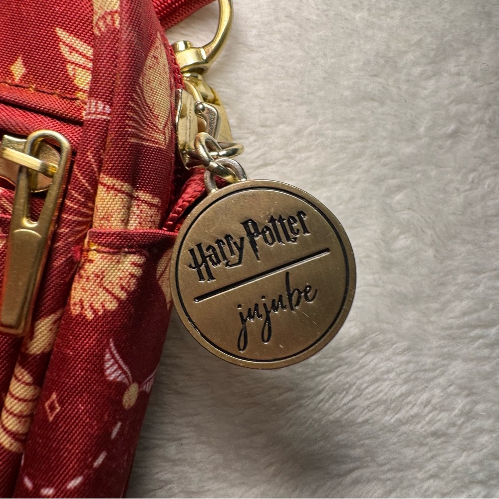 Jujube HOGWARTS ESSENTIALS Mini Helix Harry Potter Crossbody Bag - Picture 4 of 8